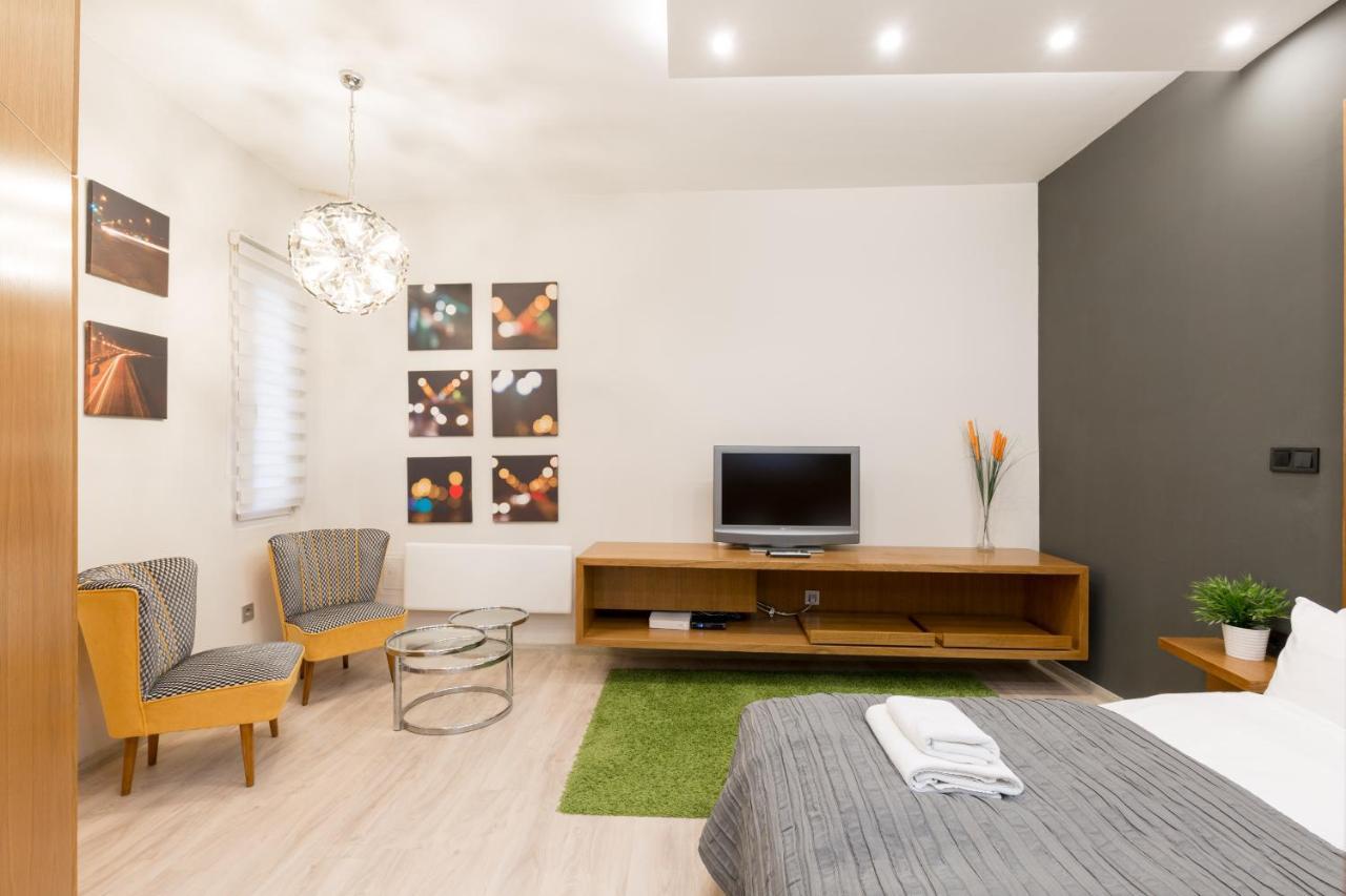 Retro Budapest Dream Suite Near The Danube المظهر الخارجي الصورة